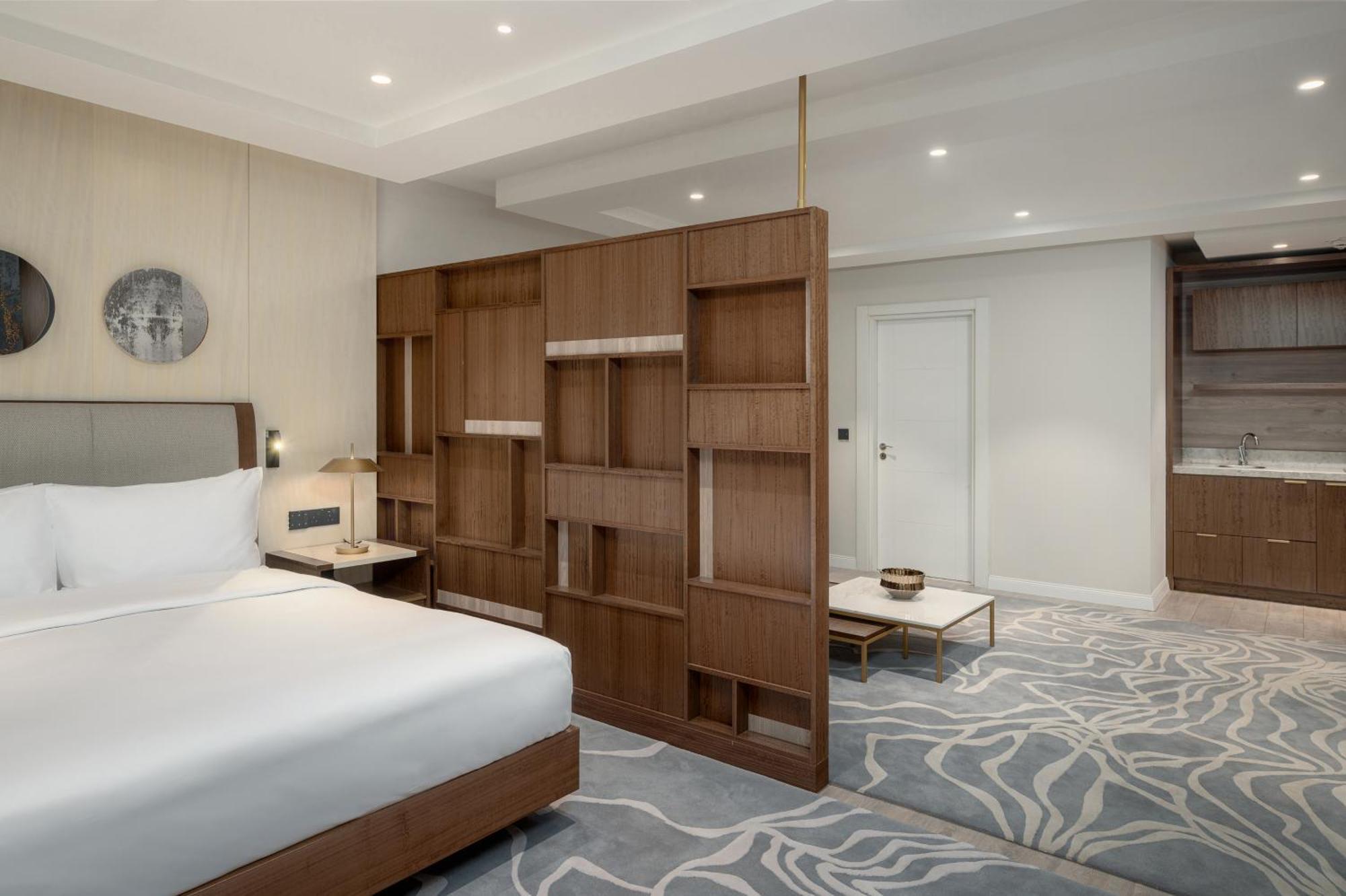 Radisson Hotel & Residences Арбил Екстериор снимка